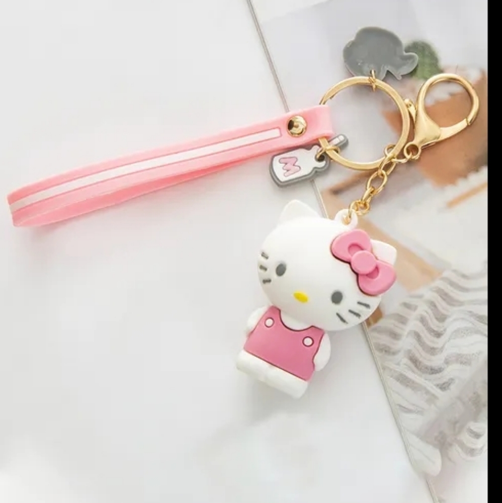 Hello Kitty Keychain - Picture 6 of 11